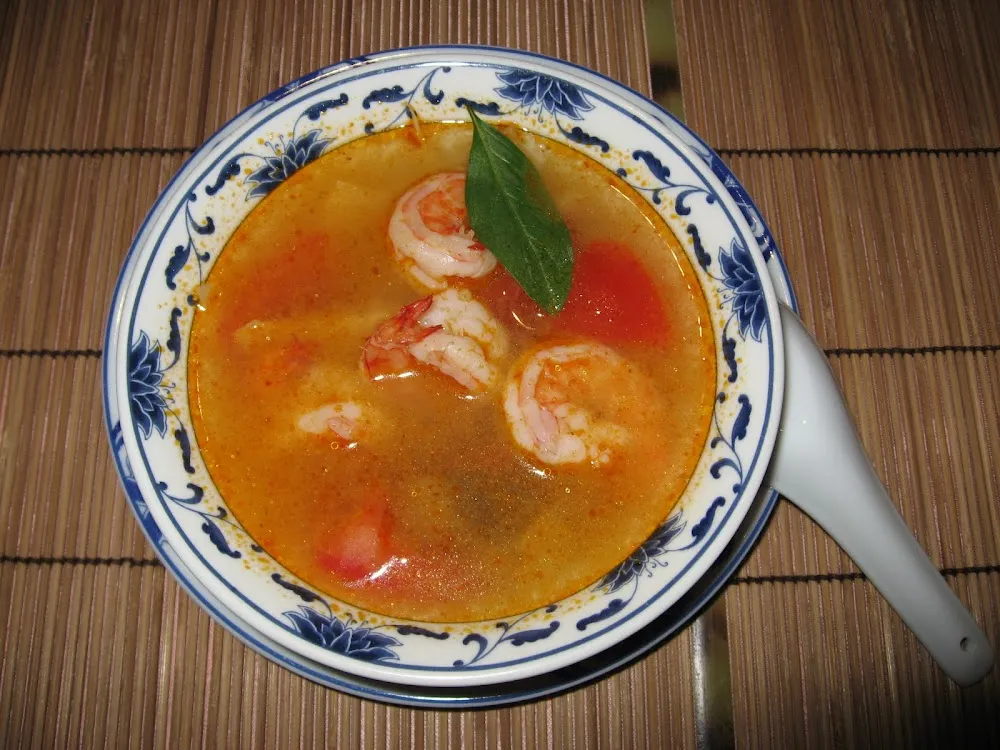 Potage Aux Crevettes À la Citronnelle
